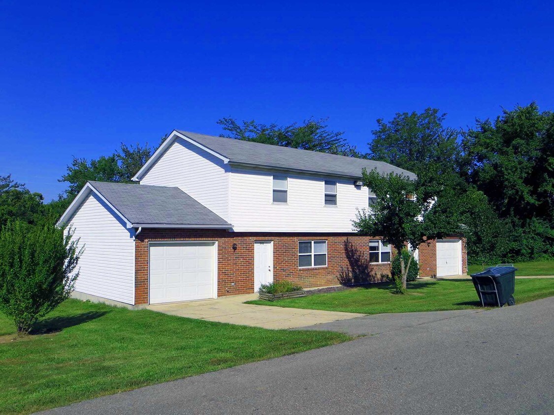 2105 Tenbrink Dr, Rolla, MO 65401 Townhome Rentals in Rolla MO
