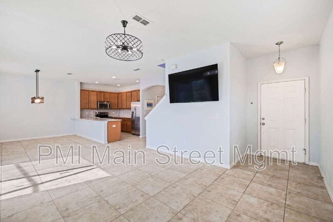 Building Photo - 541 Las Fuentes Dr