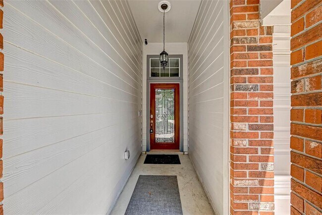 Foto del edificio - 18214 Crossland Ct