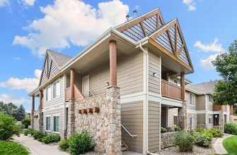 Building Photo - 1335 Lake Cir