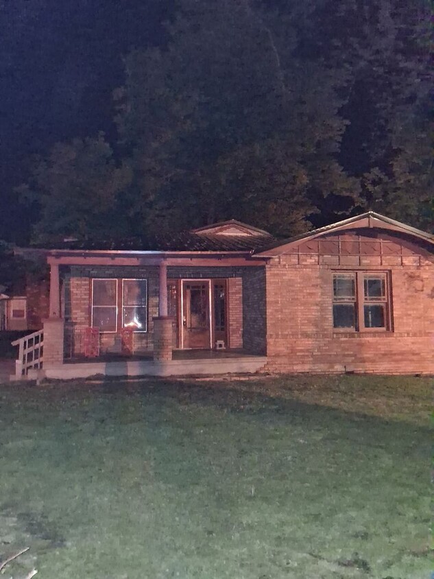 Primary Photo - 544 W Olive St