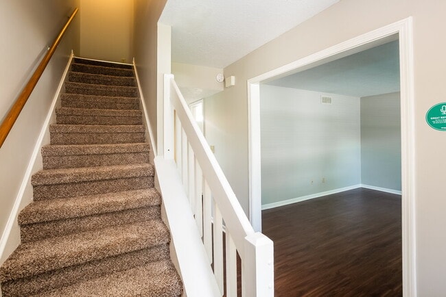 Building Photo - 7639 Dancy Dr