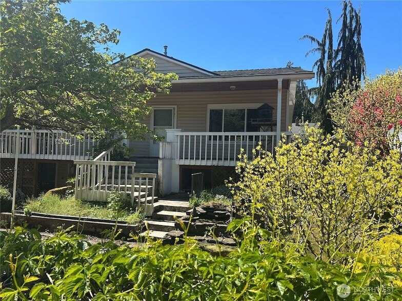 Primary Photo - 4020 Grand Ave