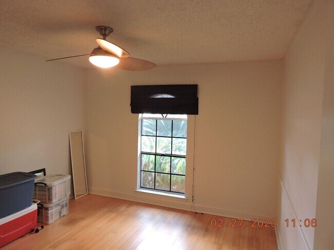 Building Photo - Great Southdowns Home on Parade Route