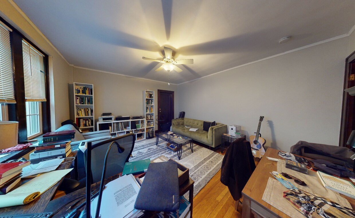 Foto principal - 116 College Ave