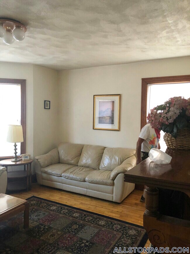 Foto del edificio - 36 Linden St