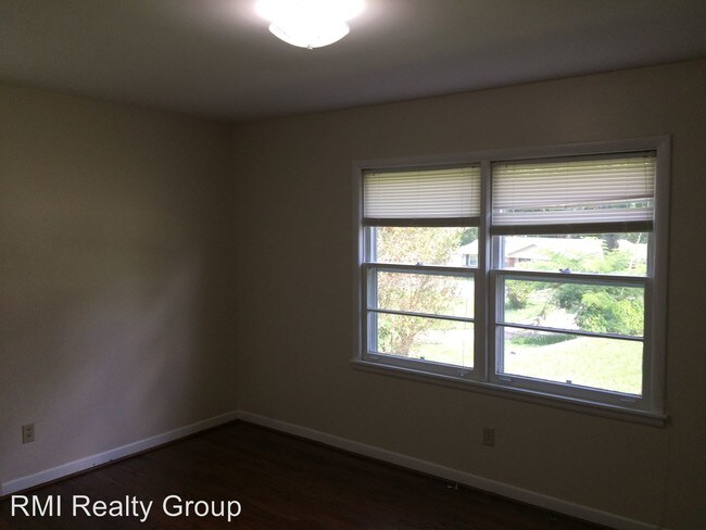Building Photo - 3 br, 2 bath House - 560 Zinnia Lane