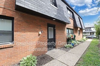 Building Photo - 1170 Bryden Rd