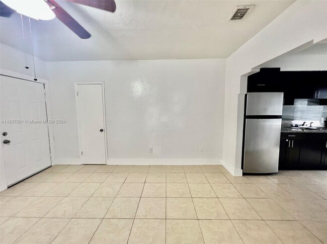 Foto del edificio - 1467 NW 53rd St