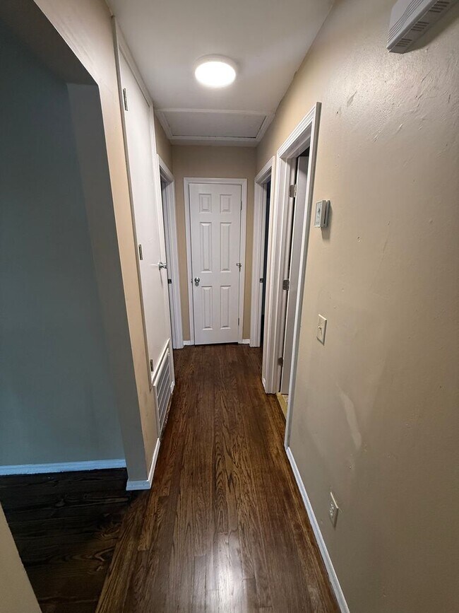 Foto del edificio - 2505 Rosebrier Ave