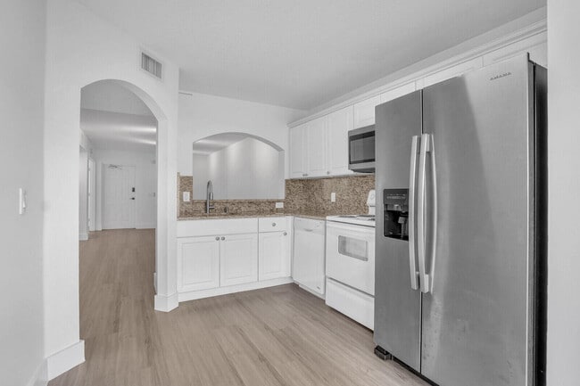 Foto del edificio - 3474 Briar Bay Blvd