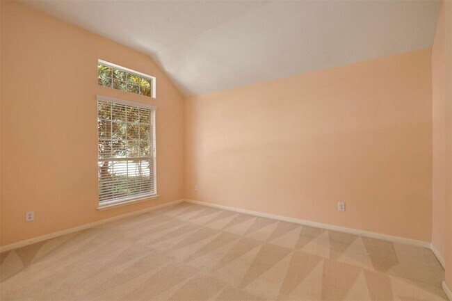Building Photo - 11618 Columbia Pines Ln