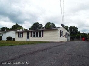 Building Photo - 48 Plattekill Dr