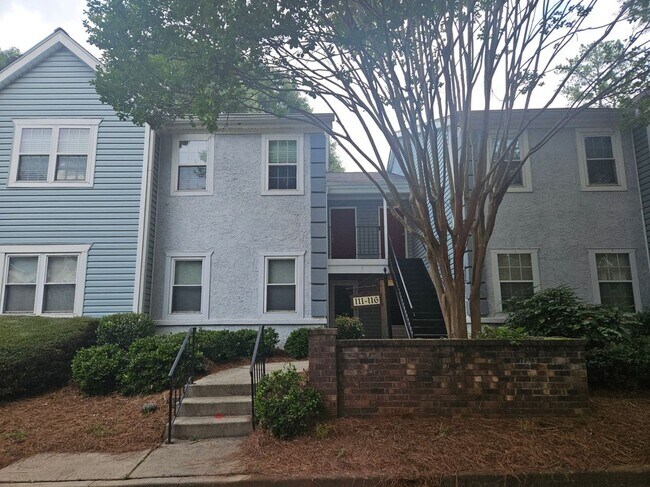 Foto del edificio - 113 Hampshire Ct