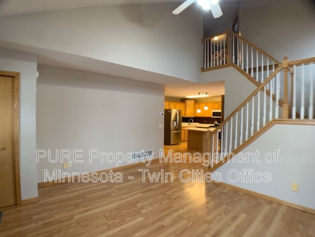 Foto del edificio - 2225 River Rock Ln