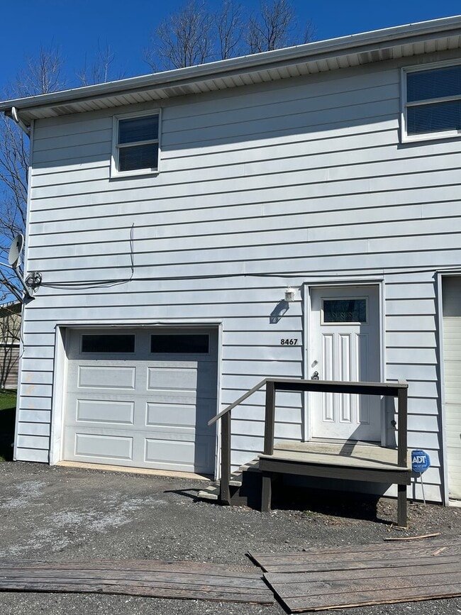 Building Photo - 8467 Airport Rd