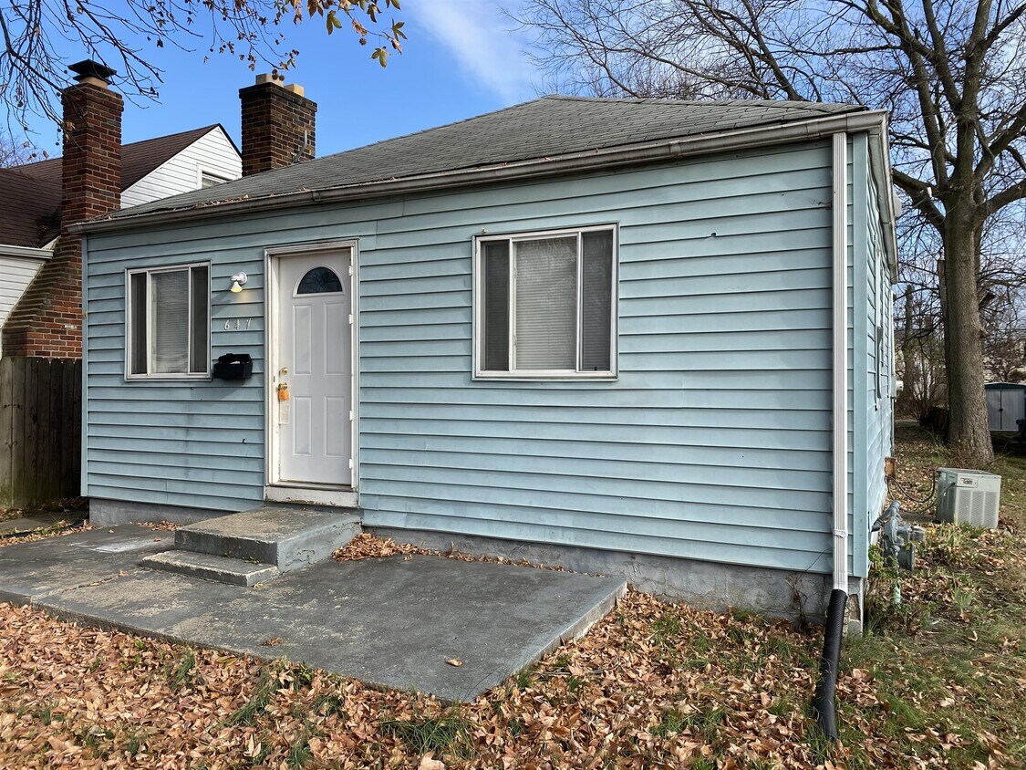 Foto del edificio - 647 N Berwick Ave