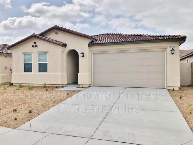 Building Photo - 41509 Red Car Dr