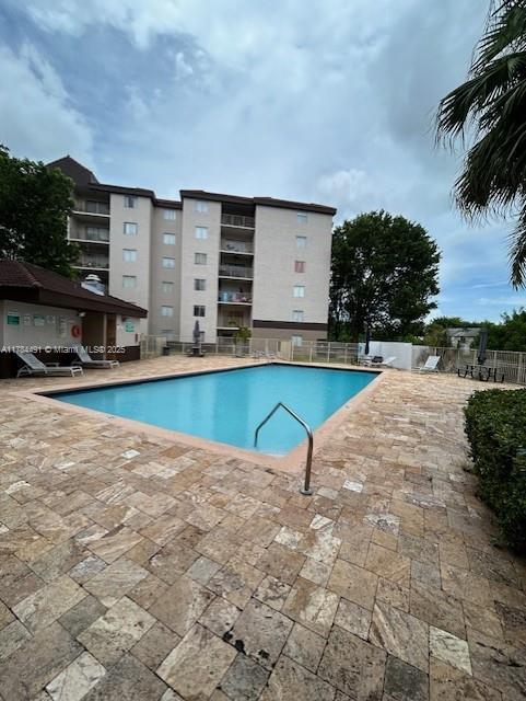 Foto del edificio - 15201 SW 80th St