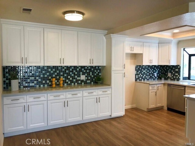 Building Photo - 3547 W Greentree Cir