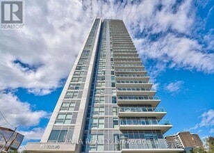 Building Photo - 275-3275 Yorkland Rd