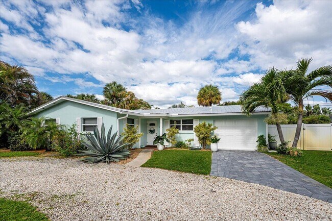 Foto del edificio - 206 SE Wentworth Dr