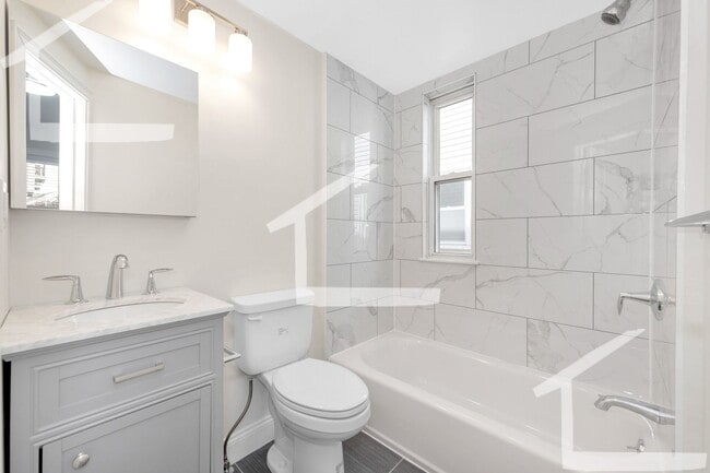 Photo - Nicely renovated, pet friendly 3 bed in So... House