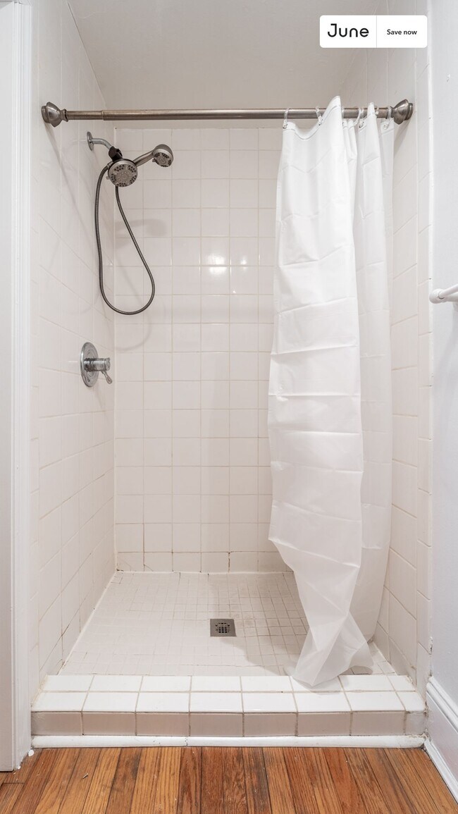 Foto del edificio - 1443 Parkwood Pl NW