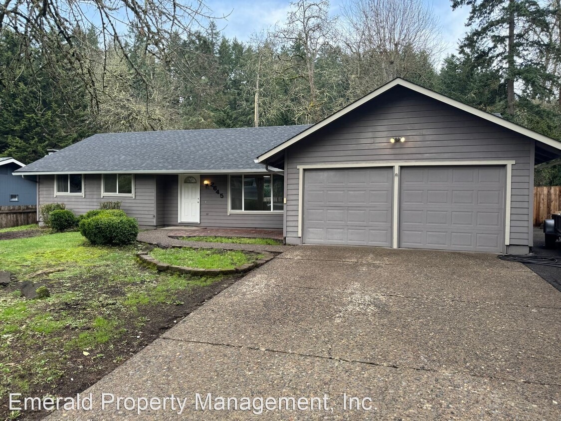 3 br, 2 bath House 2645 E Windsor Cir House Rental in Eugene, OR