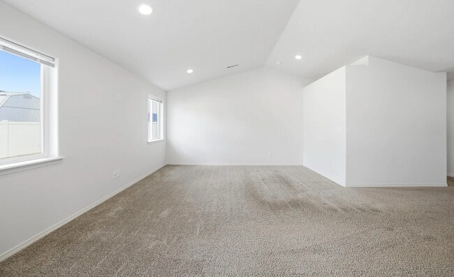 Foto del edificio - 1032 Sequoia Rd