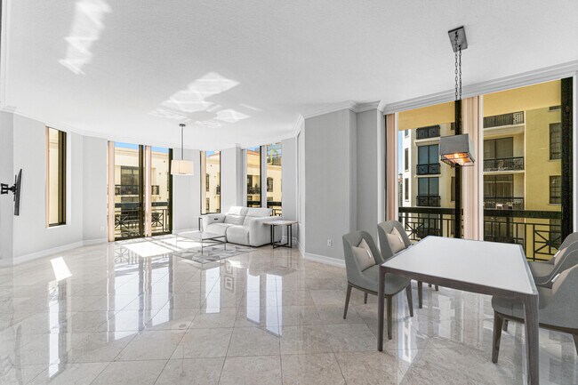 Foto del edificio - 701 S Olive Ave