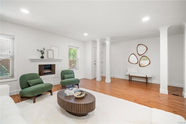 Building Photo - 1412 Buena Vista