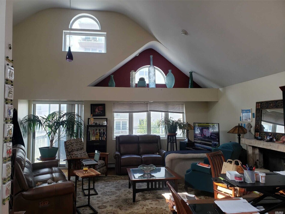 Foto principal - 513 Shore Rd