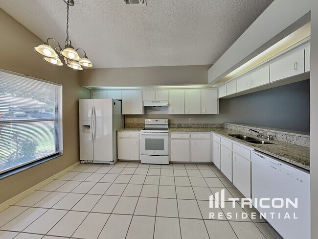 Foto del edificio - 4307 Larrys Lagoon Winter Haven FL
