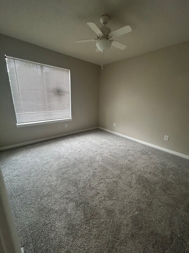 Building Photo - 405 Harbison Blvd