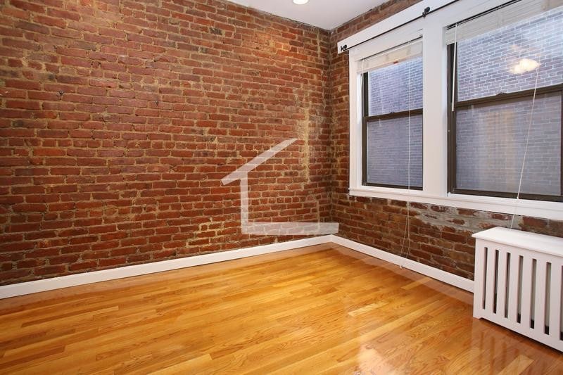 Primary Photo - 65 Burbank St
