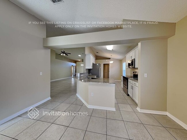 Building Photo - 125 Carmel Bay Dr