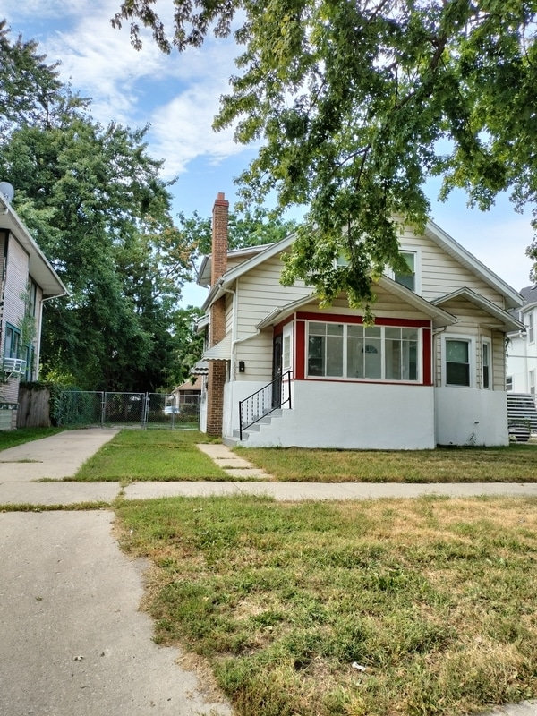 Building Photo - 11218 S Parnell Ave