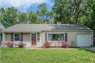 Building Photo - 7648 Rainbow Ave