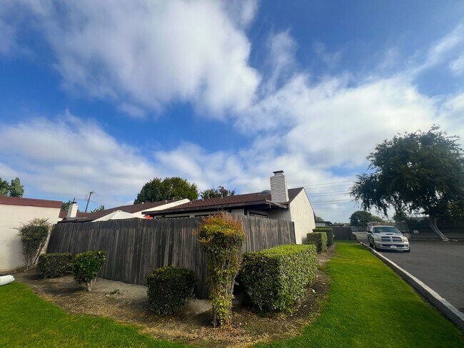 Foto del edificio - **Spacious Casita Style Condo 3 Bedrooms 2 Bathrooms**
