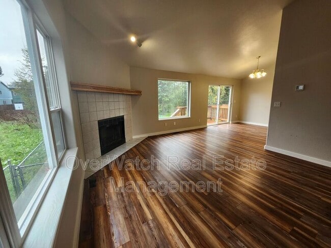 Foto del edificio - 8150 Williwa Ave