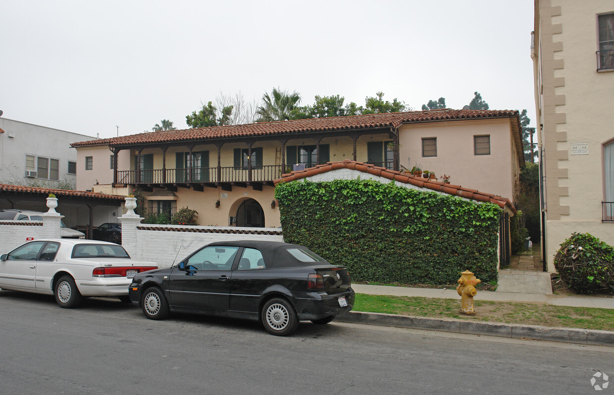 Primary Photo - The Villa De La Fuente