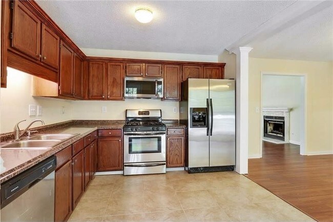 Building Photo - 4460 Steeplechase Dr