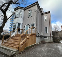 Primary Photo - 6139 Coburg Road