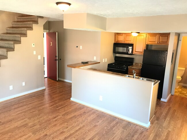 Building Photo - 1140 Buffalo St