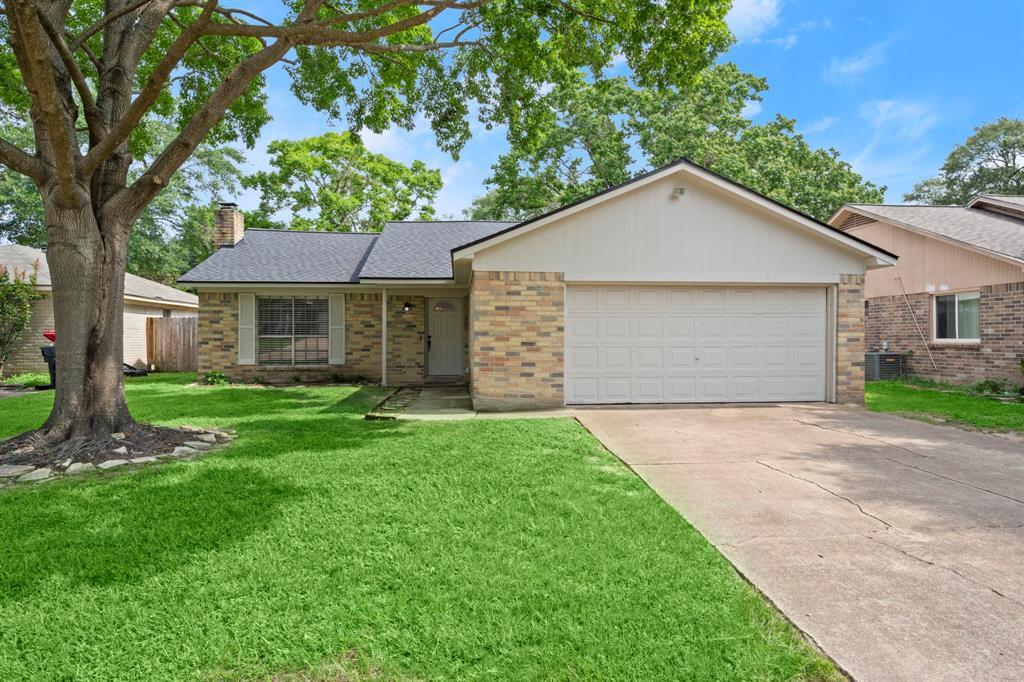 Primary Photo - 16310 Cypress Valley Dr