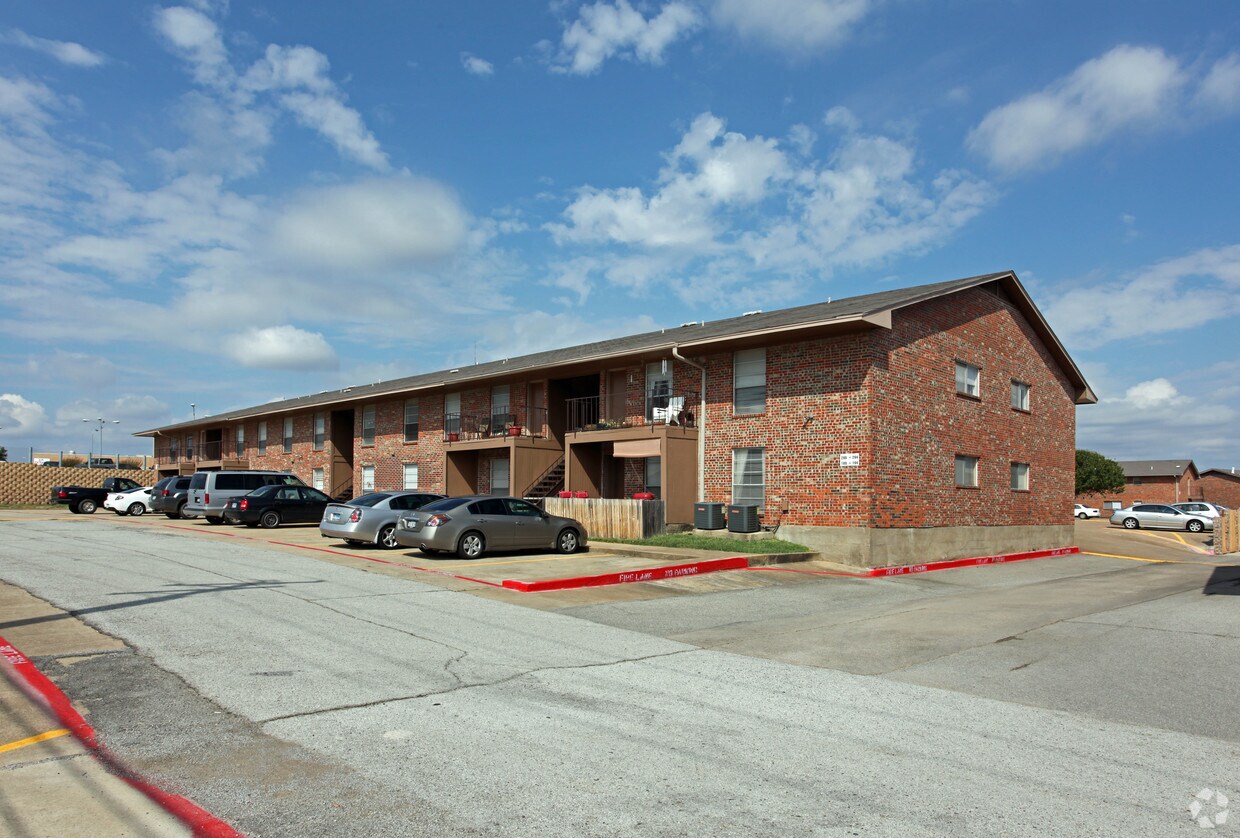 Highland Terrace Apartments Apartments 4115 Joe Ramsey Blvd E