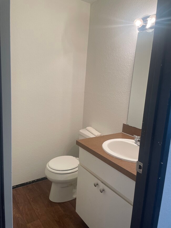 medio baño - 227 Dorn Ave