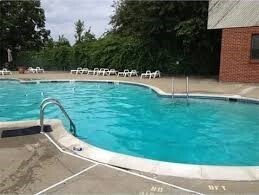 Building Photo - 1100 Governors Dr