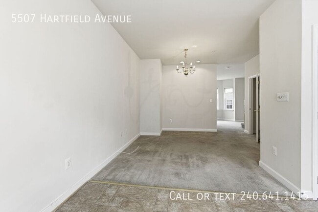 Building Photo - 5507 Hartfield Ave